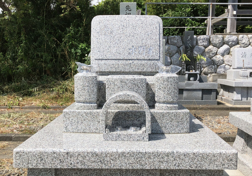 E78C6682-AA3F-47AA-9357-D372D16F6F1B